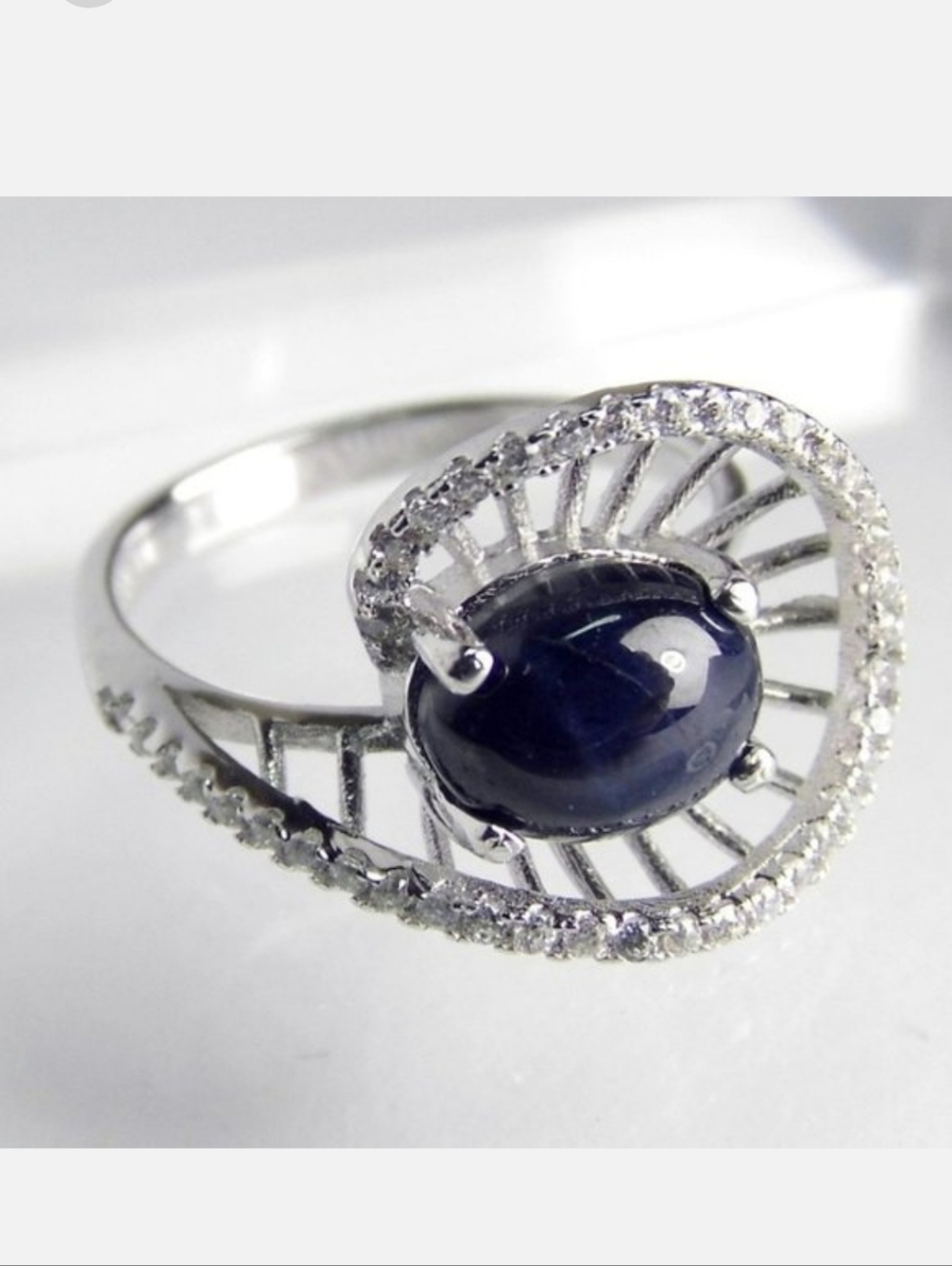 Sterling SILVER Cabochon  Sapphire Ring size 7.5